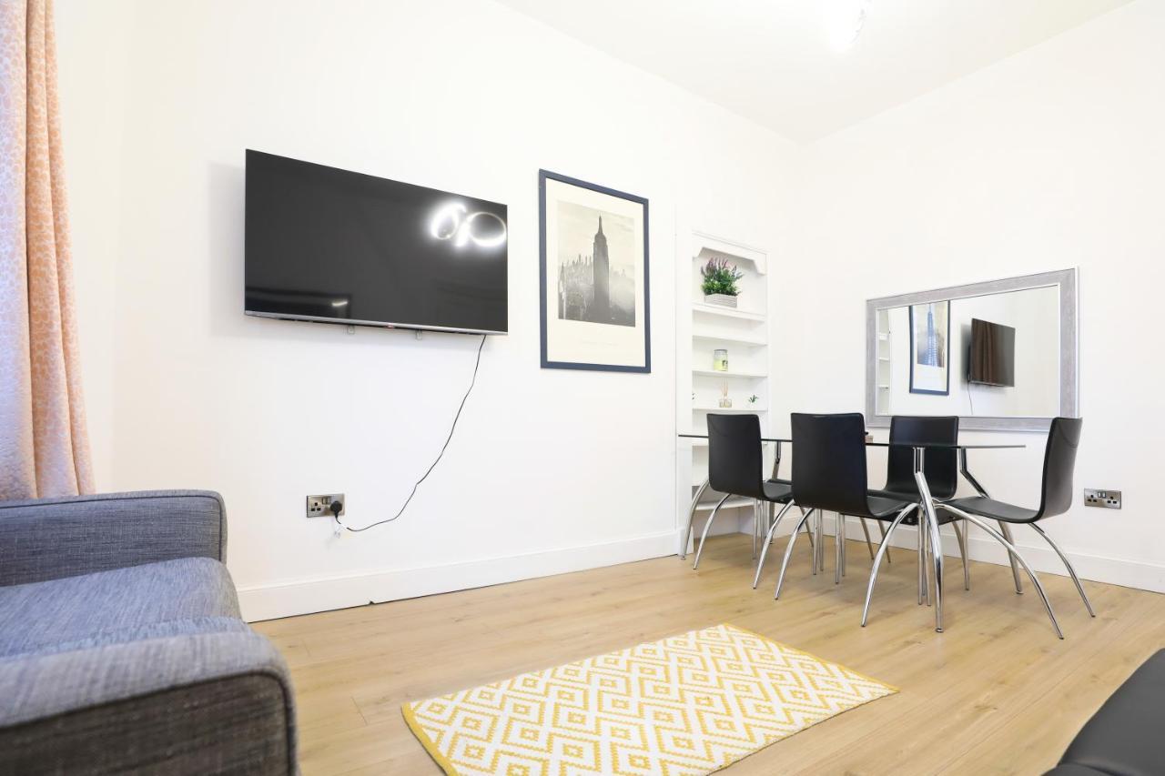 Stunning Modern 3 Bedroom Apartment Edinburgh Exterior photo